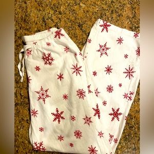 Plow & Hearth Snowflake Flannel Pajama Pants